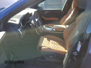 2021 Audi RS Q8 z VIN WU1ARBF14MD031081, wystawiony jako Copart lot #45895403 z przebiegiem 6906 mil mil oraz Szkody całkowita. Historia ofert i sprzedaży dostępna na DreamBid. Obrazek 7.
