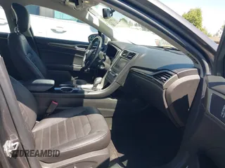 2014 Ford Fusion SE Hybrid with VIN 3FA6P0LU9ER142204, listed as a IAAI auction lot 41964308 with 177,499 mi miles. Bid and sale history available at carsss.com. Image 5.
