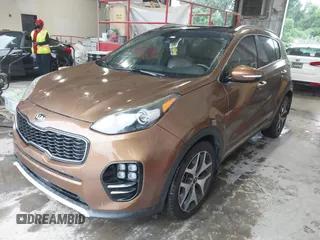 2017 Kia Sportage SX Turbo z VIN KNDPR3A6XH7167204, wystawiony jako IAAI lot #42403880 z przebiegiem 157 308 mil mil oraz . Historia ofert i sprzedaży dostępna na DreamBid. Obrazek 2.