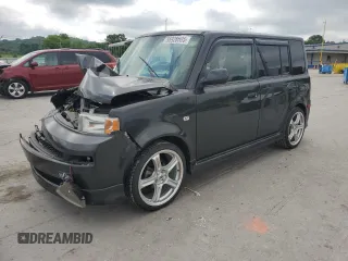2006 Scion xB z VIN JTLKT334364108683, wystawiony jako Copart lot #56928605 z przebiegiem 130 419 mil mil oraz Szkody całkowita. Historia ofert i sprzedaży dostępna na DreamBid. Obrazek 1.