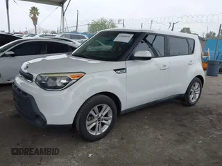 2016 Kia Soul z VIN KNDJN2A22G7318804, wystawiony jako IAAI lot #41860656 z przebiegiem 115 089 mil mil oraz . Historia ofert i sprzedaży dostępna na DreamBid. Obrazek 2.