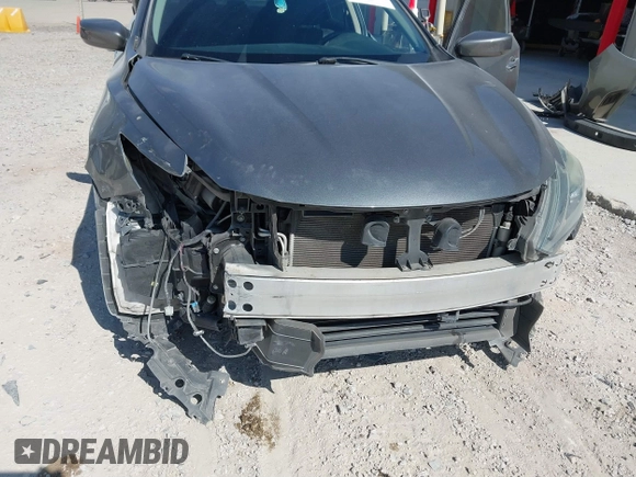2018 Nissan Altima SR with VIN 1N4AL3AP6JC118424, listed as a IAAI auction lot 41697348 with 112,910 mi miles and . Bid and sale history available at carsss.com. Image 6.