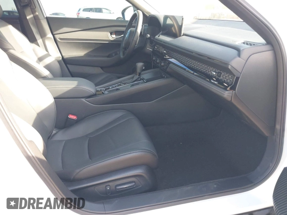 2025 Honda Accord Sport-L with VIN 1HGCY2F78SA016810, listed as a IAAI auction lot 42020521 with 4,064 mi miles and . Bid and sale history available at DreamBid. Image 5.