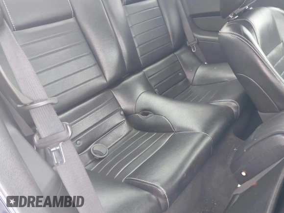 2010 Ford Mustang GT with VIN 1ZVBP8CH2A5176411, listed as a IAAI auction lot 41274325 with 71,589 mi miles and . Bid and sale history available at DreamBid. Image 8.