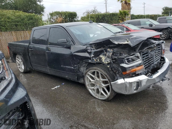 2017 Chevrolet Silverado 1500 LT with VIN 3GCPCREC8HG141600, listed as a Copart auction lot 43753515 with 0 mi miles and Salvage Title. Bid and sale history available at carsss.com. Image 4.