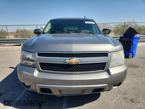 2007 Chevrolet Tahoe LT with VIN 1GNFK13027R241786, listed as a Copart auction lot 60067935 with 325,486 mi miles and Salvage title. Bid and sale history available at DreamBid. Image 5.