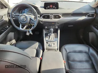 2020 Mazda CX-5 Grand Touring z VIN JM3KFADM2L0803589, wystawiony jako Copart lot #61916825 z przebiegiem 63 663 mil mil oraz Szkoda całkowita • Salvage title. Historia ofert i sprzedaży dostępna na DreamBid. Obrazek 8.