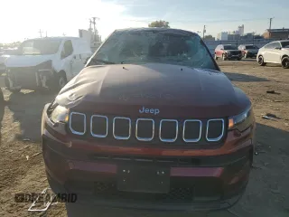 2022 Jeep Compass Sport with VIN 3C4NJDAB7NT221115, listed as a Copart auction lot 76898554 with 16,776 mi miles and Salvage title. Bid and sale history available at DreamBid. Image 5.