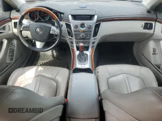 2011 Cadillac CTS Luxury z VIN 1G6DE5EY4B0102325, wystawiony jako Copart lot #57691775 z przebiegiem 157 711 mil mil oraz Szkoda całkowita • Salvage title. Historia ofert i sprzedaży dostępna na DreamBid. Obrazek 8.