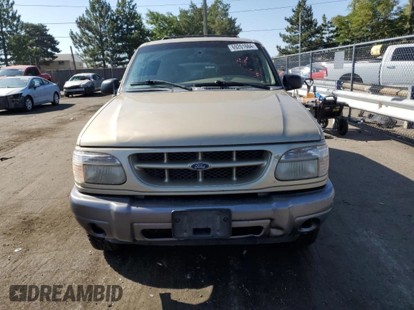 2000 Ford Explorer XLT z VIN 1FMDU83P1YZC26628, wystawiony jako Copart lot #69201664 z przebiegiem 219 384 mil mil oraz Nie do naprawy • Non repairable. Historia ofert i sprzedaży dostępna na DreamBid. Obrazek 5.