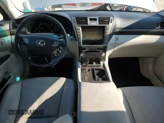 2012 Lexus LS 460 z VIN JTHBL5EF6C5110860, wystawiony jako Copart lot #65334864 z przebiegiem 53 824 mil mil oraz Szkody całkowita. Historia ofert i sprzedaży dostępna na DreamBid. Obrazek 8.