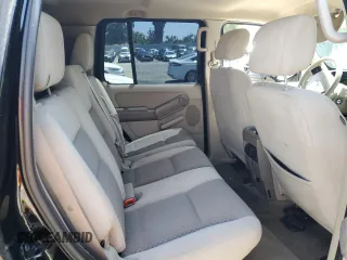 2006 Ford Explorer XLS z VIN 1FMEU62E66ZA11736, wystawiony jako Copart lot #53735445 z przebiegiem 199 254 mil mil oraz Tytuł czysty. Historia ofert i sprzedaży dostępna na DreamBid. Obrazek 11.