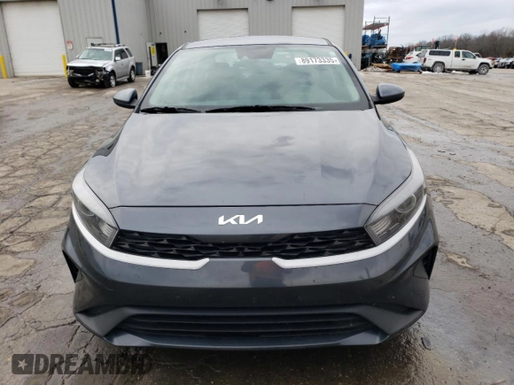 2022 Kia Forte LXS with VIN 3KPF24AD3NE456120, listed as a Copart auction lot 89173335 with 33,753 mi miles and Salvage Title. Bid and sale history available at carsss.com. Image 5.