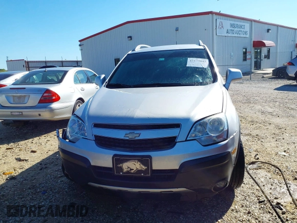 2012 Chevrolet Captiva Sport LS z VIN 3GNAL2EK0CS570909, wystawiony jako IAAI lot #42173042 z przebiegiem 185 044 mil mil oraz . Historia ofert i sprzedaży dostępna na DreamBid. Obrazek 12.