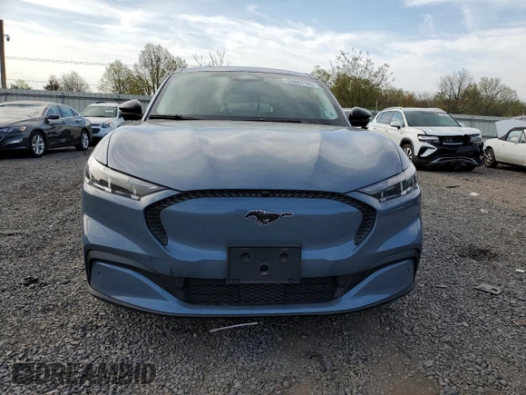 2024 Ford Mustang Mach-E Select with VIN 3FMTK1SU8RMA18880, listed as a Copart auction lot 53863165 with 8,388 mi miles and Salvage title. Bid and sale history available at DreamBid. Image 5.