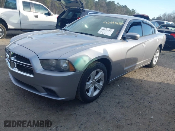 2014 Dodge Charger SE with VIN 2C3CDXBG5EH251804, listed as a IAAI auction lot 41659780 with 207,956 mi miles. Bid and sale history available at carsss.com. Image 2.