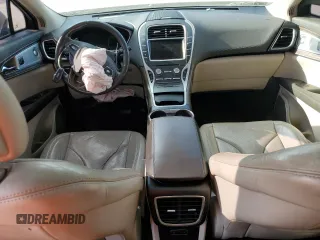 2016 Lincoln MKX Reserve with VIN 2LMTJ8LP5GBL56793, listed as a Copart auction lot 44102155 with Not Provided miles and Salvage Title. Bid and sale history available at DreamBid. Image 8.