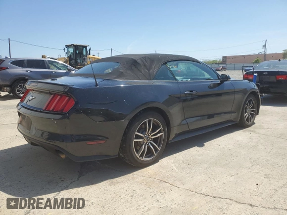 2017 Ford Mustang EcoBoost Premium z VIN 1FATP8UH7H5293651, wystawiony jako Copart lot #54879105 z przebiegiem 136 577 mil mil oraz Czysty tytuł • Clean title. Historia ofert i sprzedaży dostępna na DreamBid. Obrazek 3.