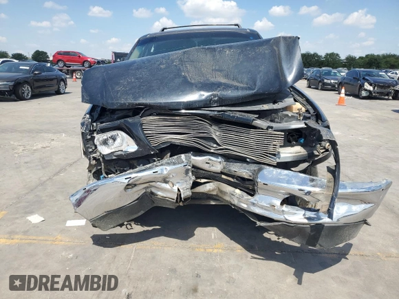 1998 Ford Expedition XLT with VIN 1FMRU17L2WLB50938, listed as a Copart auction lot 72033484 with 199,898 mi miles and Salvage Title. Bid and sale history available at carsss.com. Image 5.