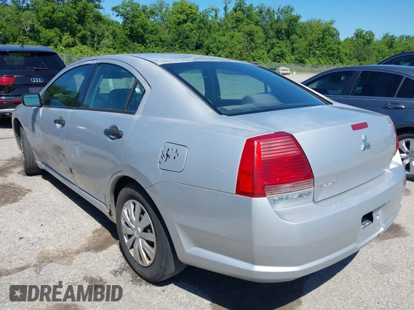 2006 Mitsubishi Galant DE z VIN 4A3AB26F56E029833, wystawiony jako IAAI lot #42145340 z przebiegiem 163 938 mil mil oraz . Historia ofert i sprzedaży dostępna na DreamBid. Obrazek 3.