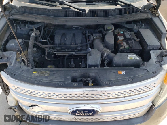 2011 Ford Explorer XLT z VIN 1FMHK8D83BGA51137, wystawiony jako Copart lot #50527015 z przebiegiem 161 554 mil mil oraz Szkoda całkowita • Salvage title. Historia ofert i sprzedaży dostępna na DreamBid. Obrazek 12.