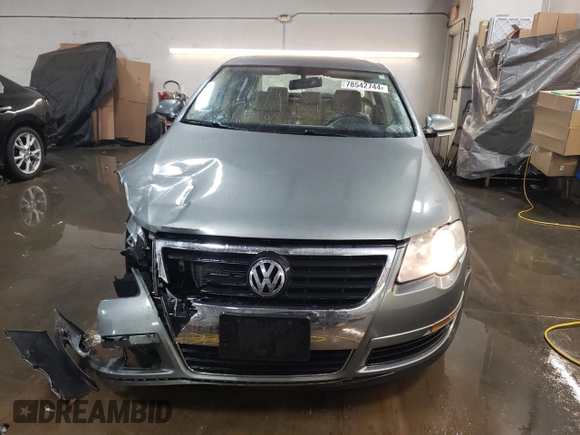 2006 Volkswagen Passat Lux with VIN WVWEK93C86P192147, listed as a Copart auction lot 78542744 with 107,593 mi miles and Salvage title. Bid and sale history available at DreamBid. Image 5.