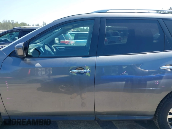2018 Nissan Pathfinder SV z VIN 5N1DR2MM3JC669486, wystawiony jako IAAI lot #42419913 z przebiegiem 115 408 mil mil oraz . Historia ofert i sprzedaży dostępna na DreamBid. Obrazek 14.