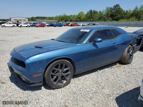 2020 Dodge Challenger SXT with VIN 2C3CDZAG5LH210731, listed as a Copart auction lot 50892125 with 132,037 mi miles and Clean Title. Bid and sale history available at carsss.com. Image 1.