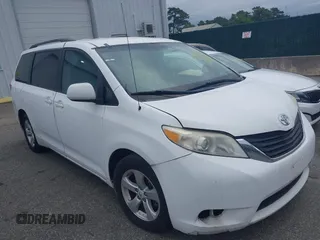 2011 Toyota Sienna LE AAS with VIN 5TDKK3DC7BS051343, listed as a IAAI auction lot 42611095 with 211,223 mi miles and . Bid and sale history available at DreamBid. Image 1.