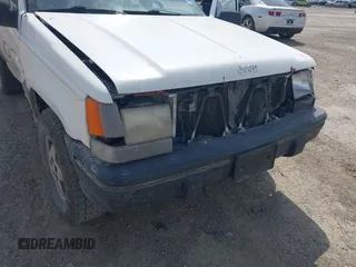 1994 Jeep Grand Cherokee Laredo with VIN 1J4FX58SXRC120936, listed as a IAAI auction lot 42530212 with 126,367 mi miles and . Bid and sale history available at DreamBid. Image 15.