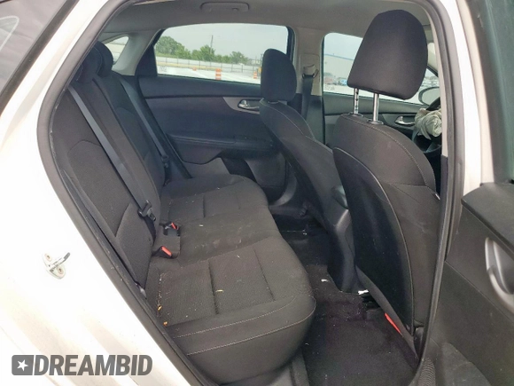 2021 Kia Forte LXS with VIN 3KPF24ADXME333428, listed as a Copart auction lot 57502815 with Not provided miles and Salvage title. Bid and sale history available at DreamBid. Image 10.