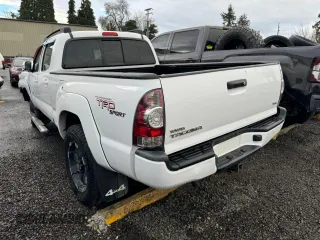 2013 Toyota Tacoma with VIN 5TFMU4FN5DX017891, listed as a Copart auction lot 50106805 with 136,651 mi miles and Salvage Title. Bid and sale history available at carsss.com. Image 3.