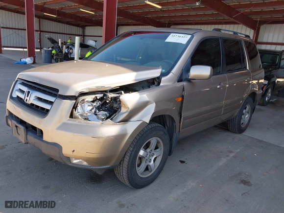 2006 Honda Pilot EX-L with RES with VIN 5FNYF28606B049523, listed as a IAAI auction lot 41736427 with 274,199 mi miles. Bid and sale history available at carsss.com. Image 2.