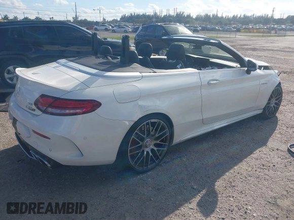 2021 Mercedes-Benz C with VIN W1KWK8HB4MG062688, listed as a IAAI auction lot 41564186 with 18,326 mi miles and . Bid and sale history available at DreamBid. Image 4.