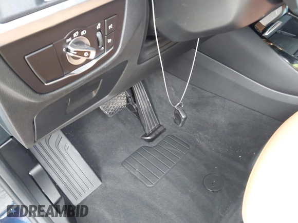 2024 BMW X3 sDrive30i z VIN 5UX43DP00R9U75600, wystawiony jako IAAI lot #42072731 z przebiegiem Nie podano mil oraz . Historia ofert i sprzedaży dostępna na DreamBid. Obrazek 11.