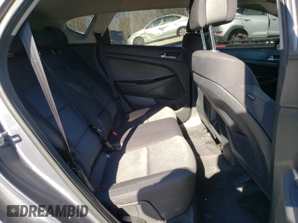 2018 Hyundai Tucson SE z VIN KM8J2CA45JU683675, wystawiony jako Copart lot #46975945 z przebiegiem 108 781 mil mil oraz Szkoda całkowita • Salvage title. Historia ofert i sprzedaży dostępna na DreamBid. Obrazek 11.