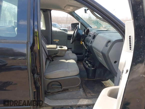 2005 Ford F-150 STX with VIN 1FTRF04W25KD56854, listed as a IAAI auction lot 41522143 with 218,197 mi miles and . Bid and sale history available at DreamBid. Image 5.