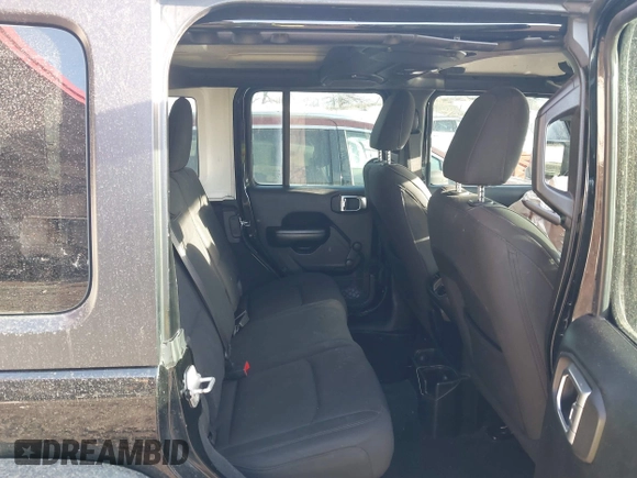 2018 Jeep Wrangler Unlimited Sport S z VIN 1C4HJXDG9JW172686, wystawiony jako IAAI lot #41742837 z przebiegiem 89 888 mil mil oraz . Historia ofert i sprzedaży dostępna na DreamBid. Obrazek 8.