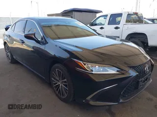 2022 Lexus ES 300h with VIN 58ADA1C16NU025224, listed as a IAAI auction lot 42266076 with 42,686 mi miles and . Bid and sale history available at DreamBid. Image 1.
