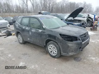 2021 Subaru Forester with VIN JF2SKADC8MH561200, listed as a Copart auction lot 84791794 with 18,747 mi miles and Non Repairable. Bid and sale history available at carsss.com. Image 4.