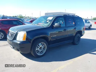 2007 GMC Yukon SLT z VIN 1GKFK13047J289558, wystawiony jako IAAI lot #42315709 z przebiegiem Nie podano mil oraz . Historia ofert i sprzedaży dostępna na DreamBid. Obrazek 2.