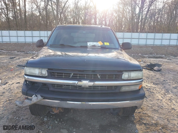 2005 Chevrolet Tahoe LS with VIN 1GNEK13T75J126912, listed as a IAAI auction lot 41370116 with 242,937 mi miles. Bid and sale history available at carsss.com. Image 12.