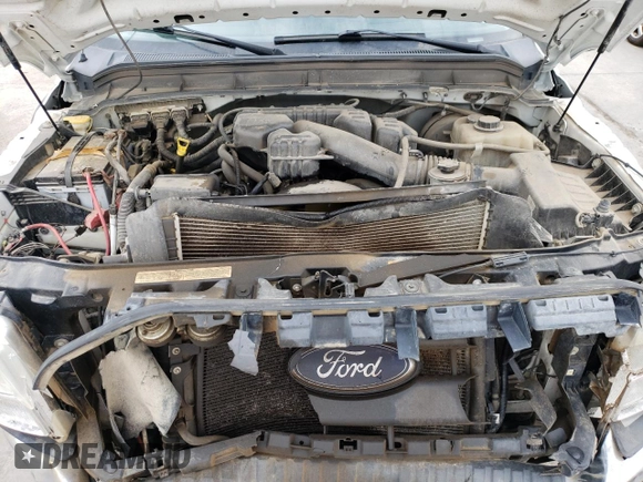 2015 Ford F-250 XLT with VIN 1FT7X2B65FEB71328, listed as a Copart auction lot 51834695 with 181,224 mi miles and Salvage title. Bid and sale history available at DreamBid. Image 11.