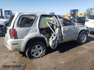 2007 Mercury Mariner with VIN 4M2CU39H87KJ03252, listed as a Copart auction lot 66141734 with 169,774 mi miles and Non Repairable. Bid and sale history available at carsss.com. Image 3.