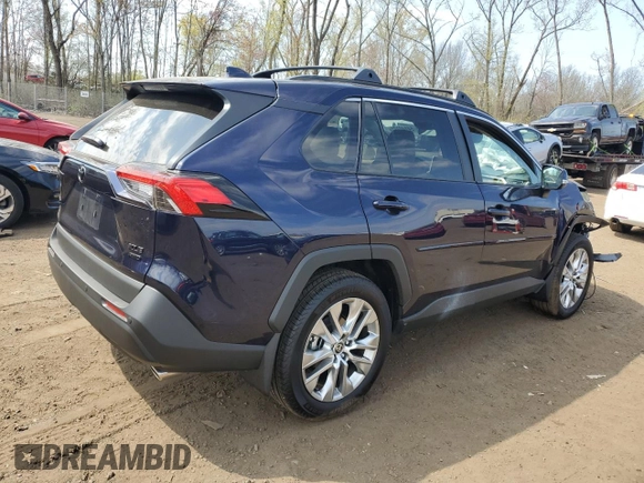2025 Toyota RAV4 XLE Premium z VIN 2T3A1RFV4SW513551, wystawiony jako Copart lot #54140275 z przebiegiem 1 480 mil mil oraz Szkoda całkowita • Salvage title. Historia ofert i sprzedaży dostępna na DreamBid. Obrazek 3.