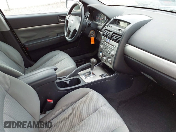 2011 Mitsubishi Galant FE z VIN 4A32B2FF4BE024234, wystawiony jako IAAI lot #42077967 z przebiegiem 144 682 mil mil oraz . Historia ofert i sprzedaży dostępna na DreamBid. Obrazek 5.