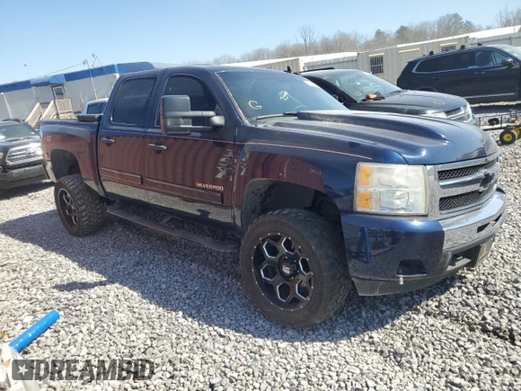 2011 Chevrolet Silverado 1500 LT with VIN 3GCPKSE30BG194468, listed as a Copart auction lot 48721875 with 186,102 mi miles and Salvage Title. Bid and sale history available at carsss.com. Image 4.