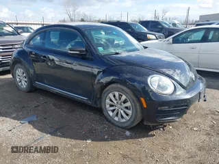 2019 Volkswagen Beetle S с VIN 3VWFD7ATXKM709046, выставлен на аукционе IAAI как лот 41701695 с пробегом 103 043 миль миль и . История ставок и продаж доступна на DreamBid. Изображение 1.