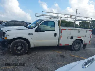 2002 Ford F-350 with VIN 1FDSF30L52ED64628, listed as a IAAI auction lot 41940130 with 237,792 mi miles and . Bid and sale history available at DreamBid. Image 14.