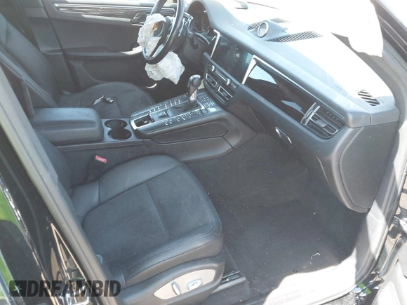 2019 Porsche Macan z VIN WP1AA2A58KLB00807, wystawiony jako IAAI lot #41893729 z przebiegiem 73 808 mil mil oraz . Historia ofert i sprzedaży dostępna na DreamBid. Obrazek 5.